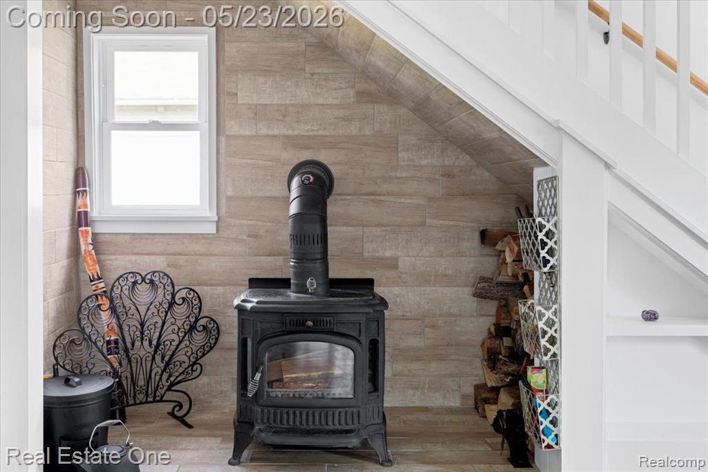 128 S SLATER Street, Lake Orion, MI 48362 — Photo 22