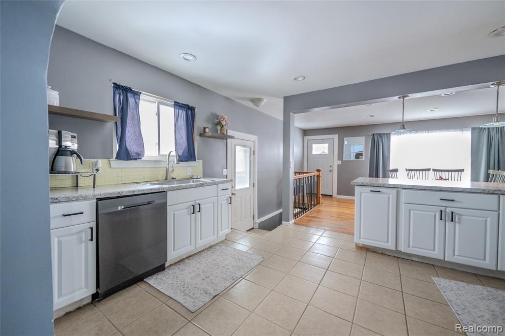 8935 Lincoln Street, Taylor, MI 48180 — Photo 5