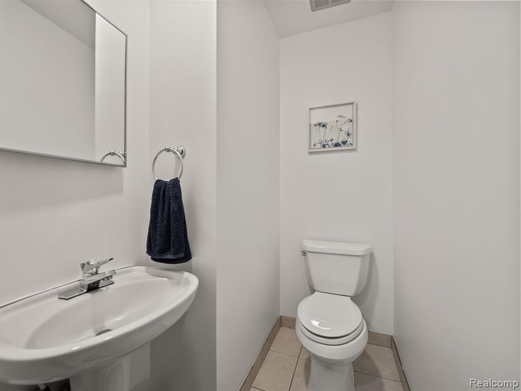 53810 BRUCE HILL Drive, Shelby Twp, MI 48316 — Photo 20