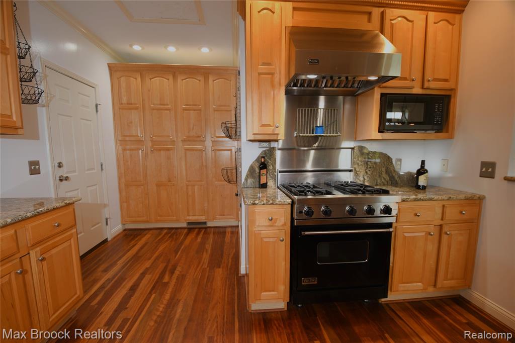 58282 SAVAGE Road, Vandalia, MI 49095 — Photo 13