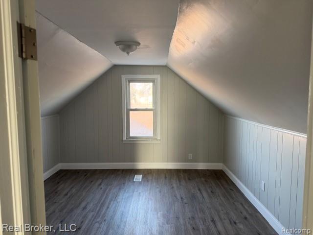 30221 Maplewood Street, Garden City, MI — Photo 19