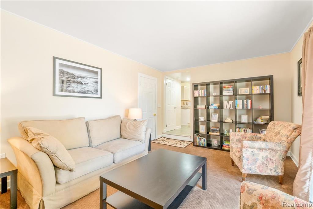 367 Pleasant Ridge Court, Saline, MI 48176 — Photo 34