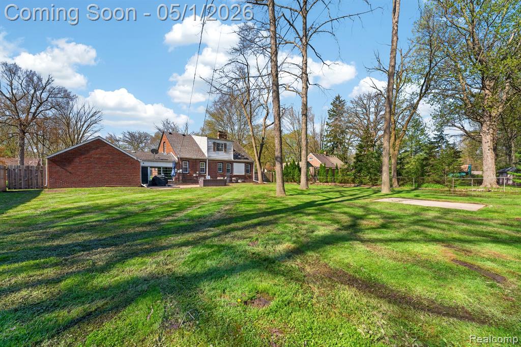 20479 Old Homestead Drive, Harper Woods, MI 48225 — Photo 31