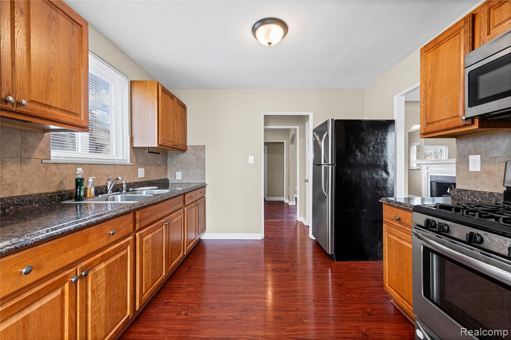 14344 Scripps Street, Detroit, MI 48215 — Photo 11