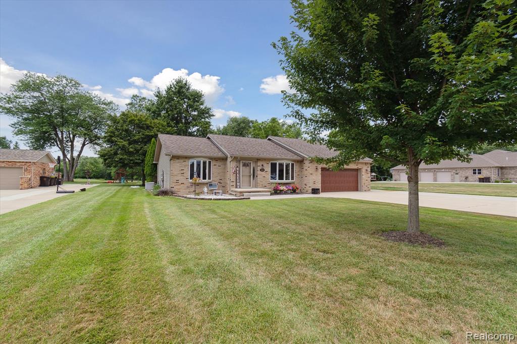 5350 Lathrop Street, Trenton, MI 48183 — Photo 2