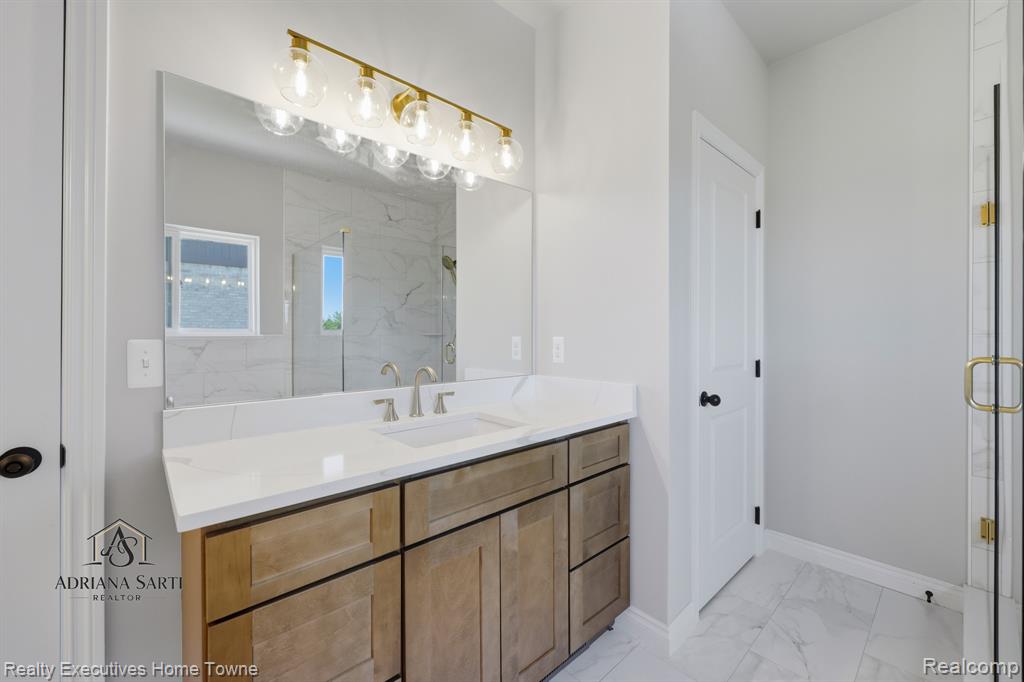 54161 Carrigan Drive, New Baltimore, MI 48047 — Photo 40