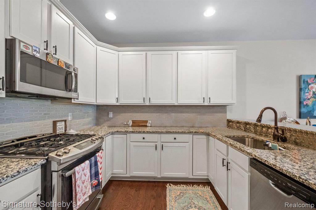 119 S UNION Street, Plymouth, MI 48170 — Photo 12