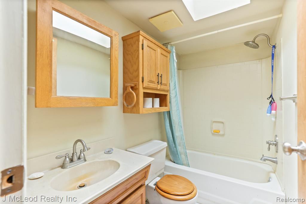 4198 Kirk Road, Vassar, MI 48768 — Photo 22