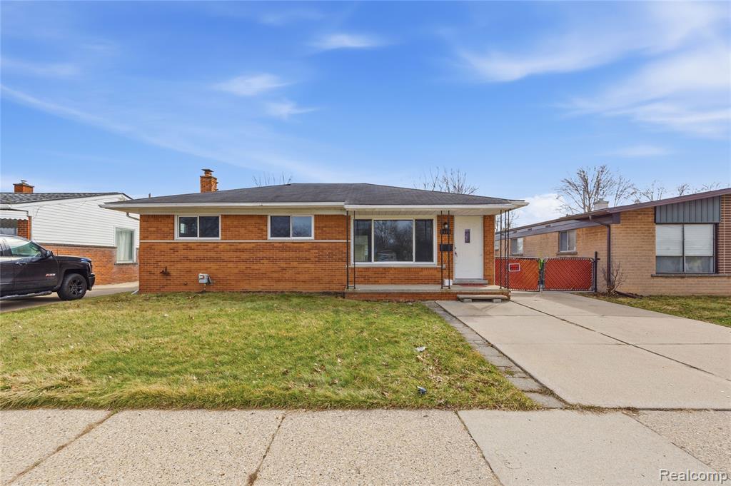 1575 W 13 Mile Road, Madison Heights, MI 48071 — Photo 2