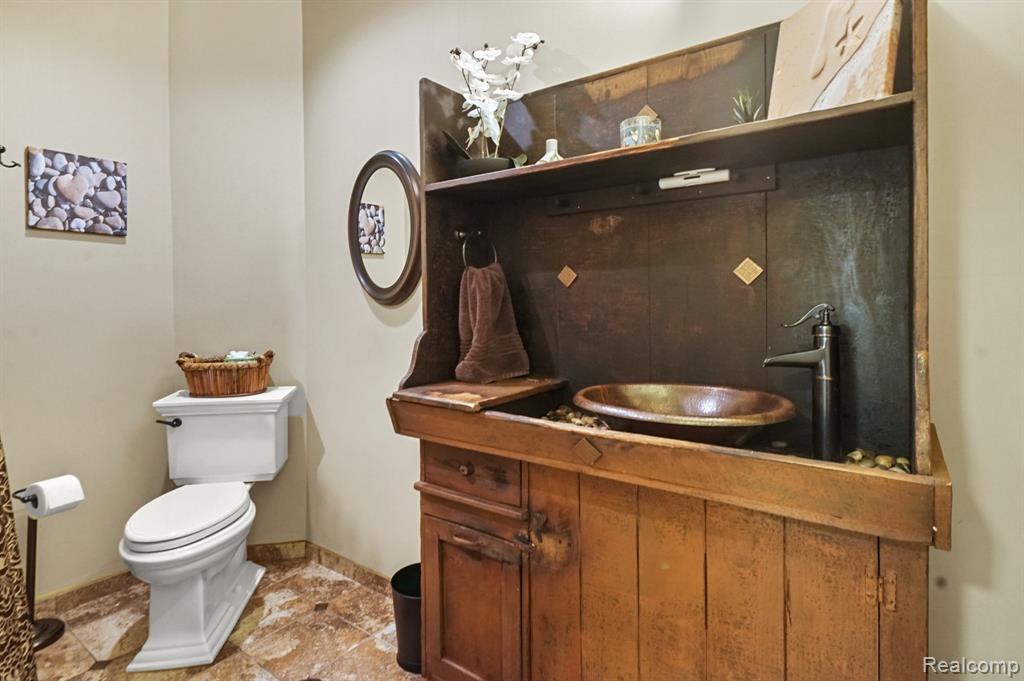13698 Webbs Shore Drive, Gregory, MI 48137 — Photo 64