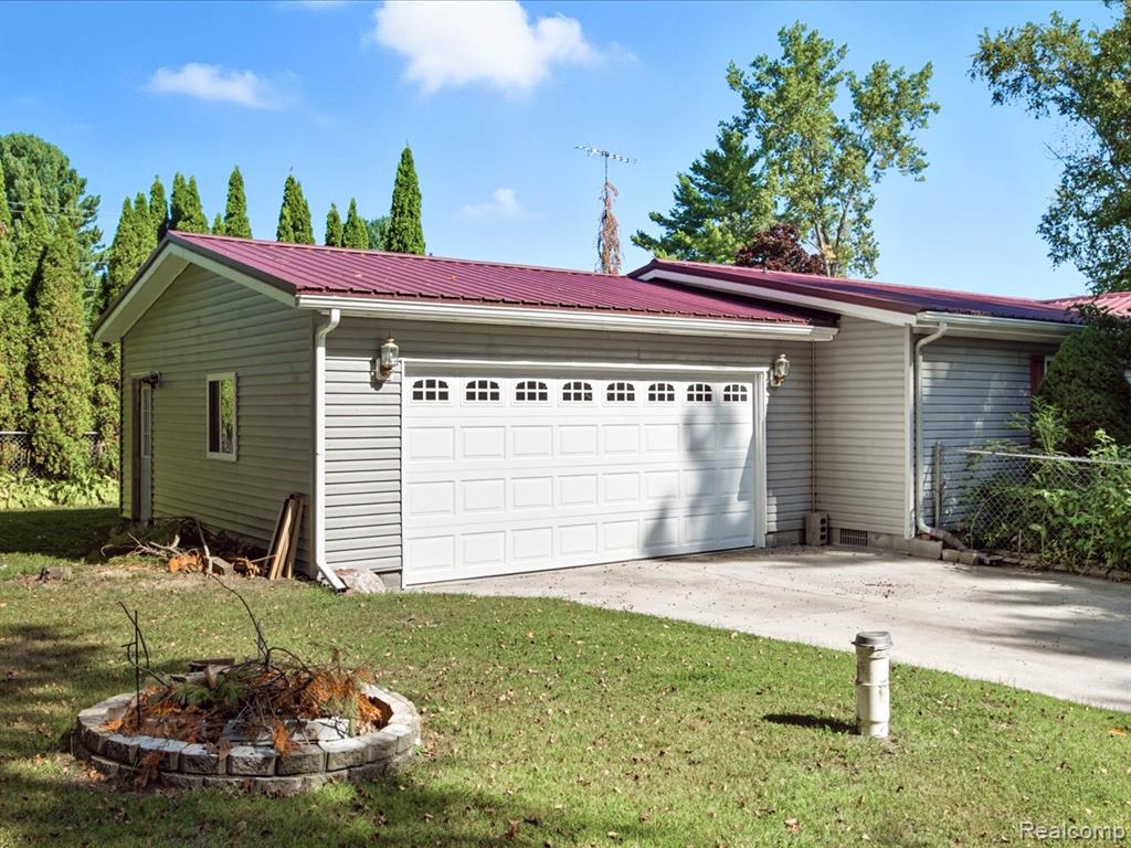4996 Lakeshore Road, Lexington, MI 48450 — Photo 32