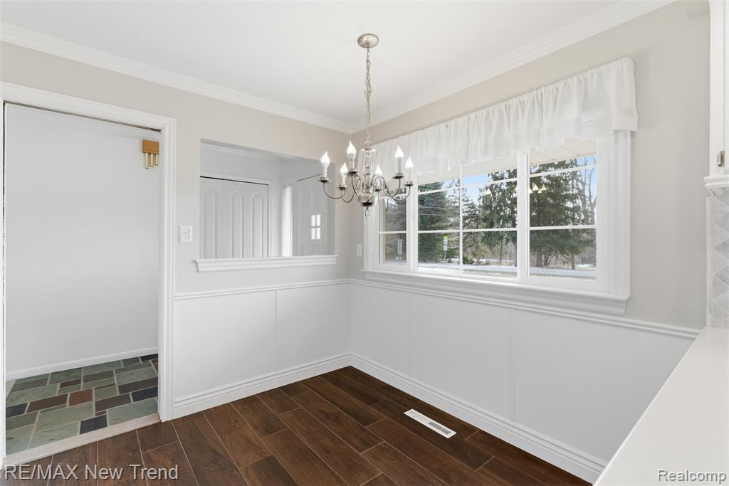 1043 Westview Road, Bloomfield Hills, MI 48304 — Photo 20