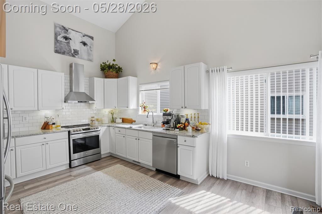 265 Winslow Circle, Commerce Twp, MI 48390 — Photo 15