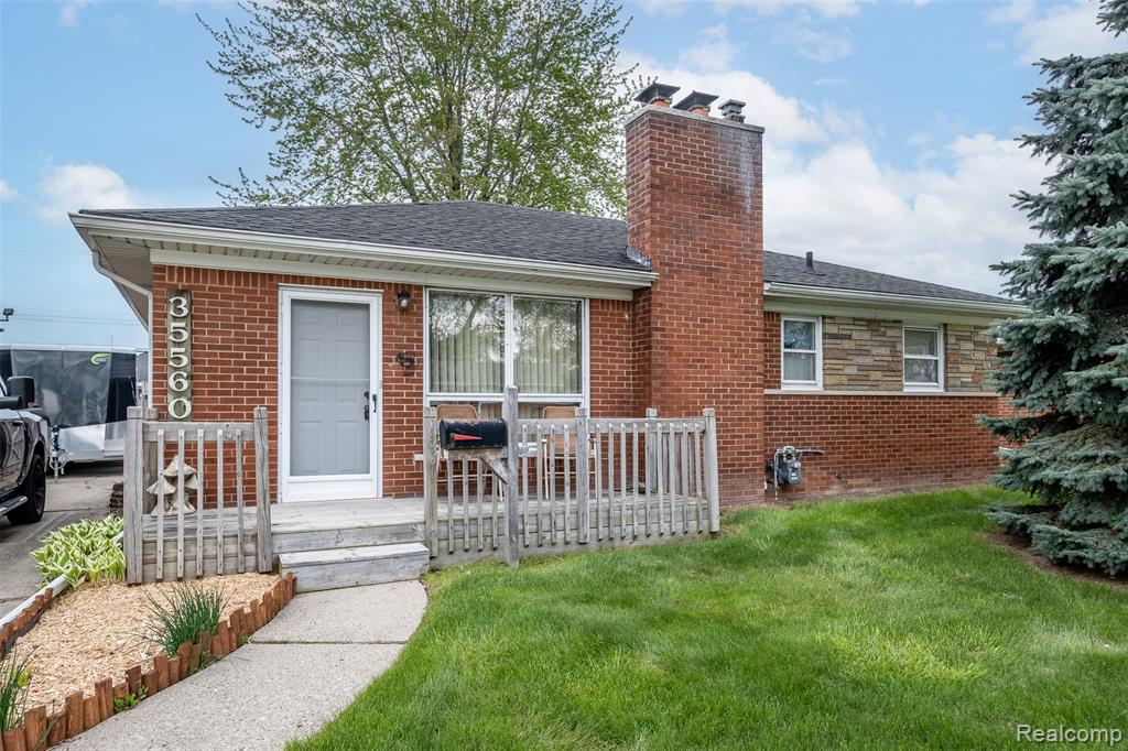 35560 Weideman Street, Clinton Twp, MI 48035 — Photo 2