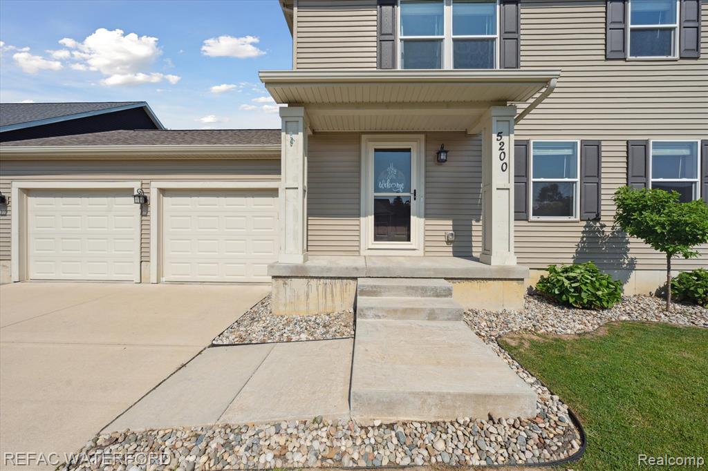 5200 Autumn Kirsten Drive, Fowlerville, MI 48836 — Photo 3