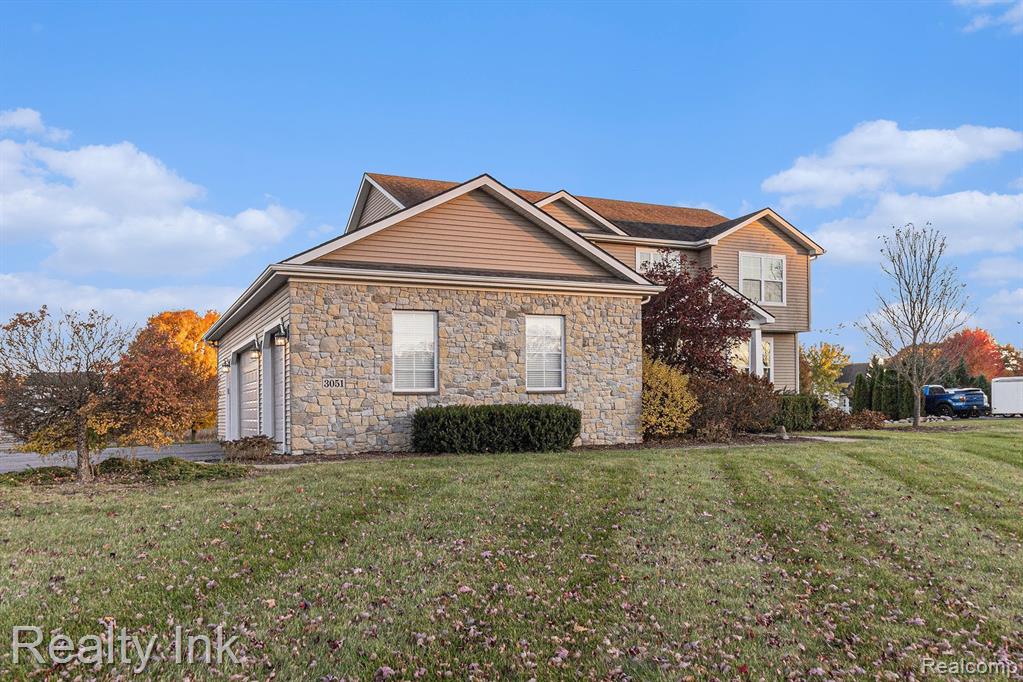3051 FIELDSTONE Drive, Dexter, MI 48130 — Photo 3