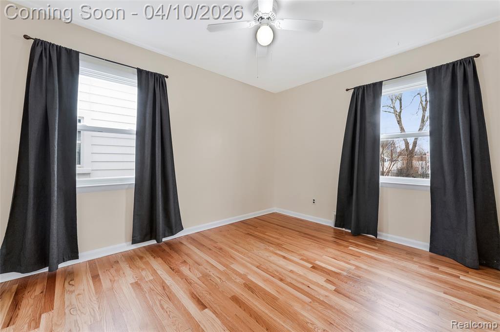 720 E Robert Avenue, Hazel Park, MI 48030 — Photo 20