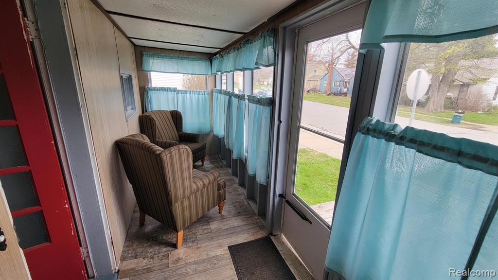 135 HANDLEY Street, Imlay City, MI 48444 — Photo 6
