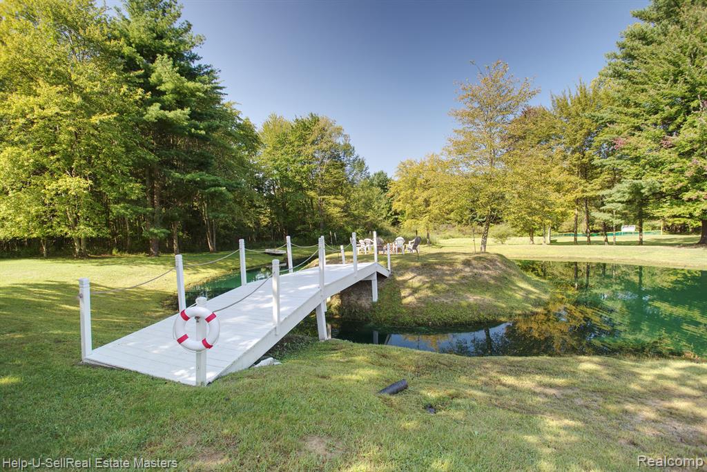 2152 HUNTERS Park W, St. Clair, MI 48079 — Photo 24