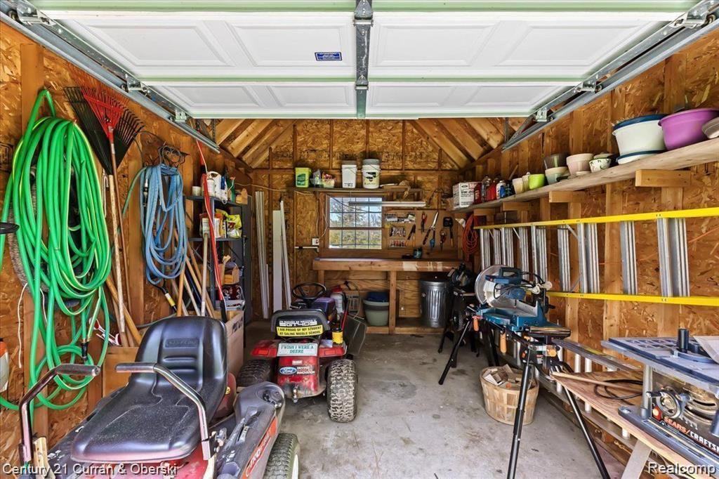 9810 GOLDFINCH Court, Saline, MI 48176 — Photo 37