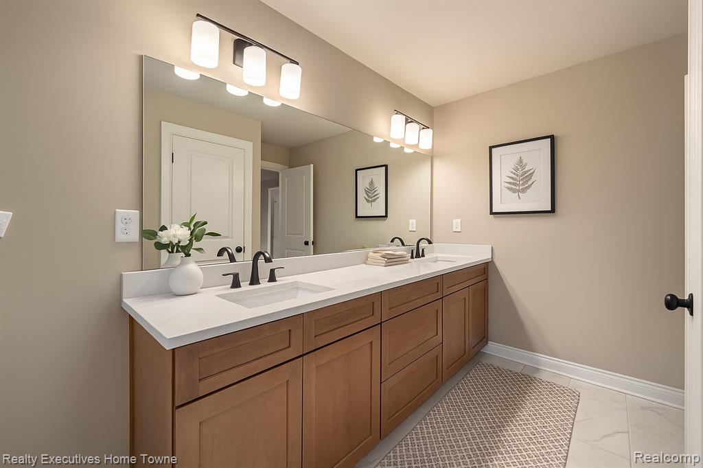 11948 Encore Court, Shelby Twp, MI 48315 — Photo 44