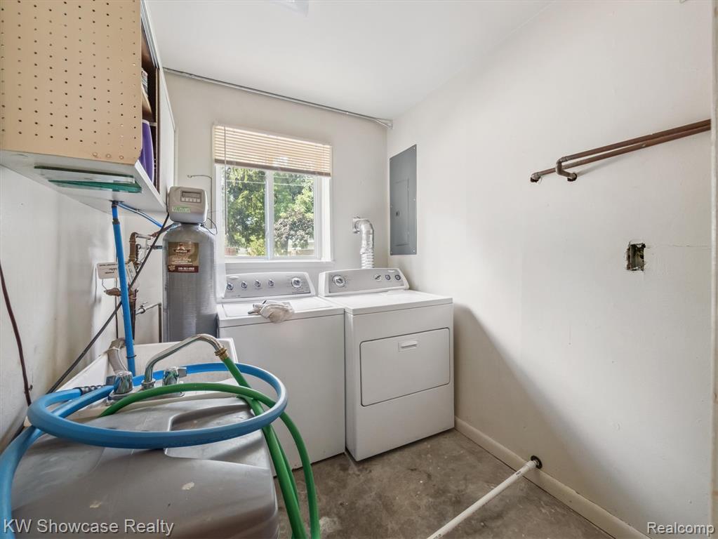 714 Sweetbriar, Milford, MI 48381 — Photo 30