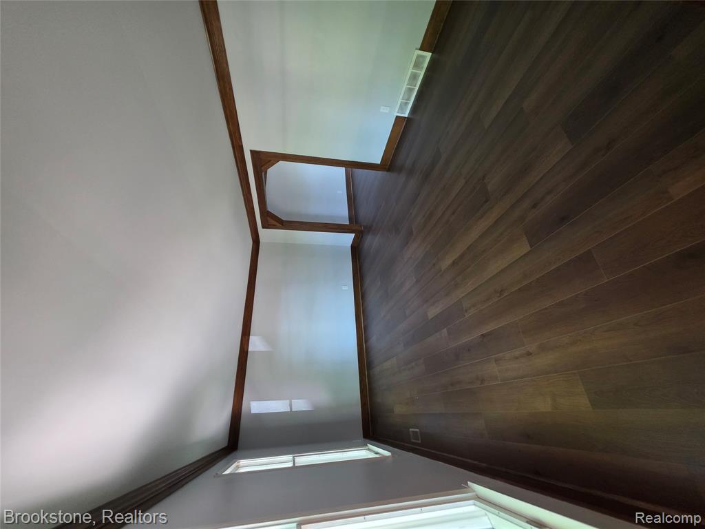 6499 Dalton Drive, Flushing, MI 48433 — Photo 3