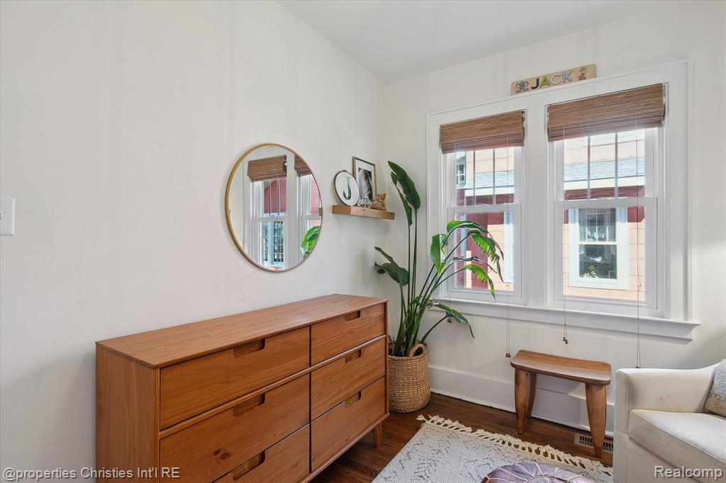 712 S LAUREL Street, Royal Oak, MI 48067 — Photo 33