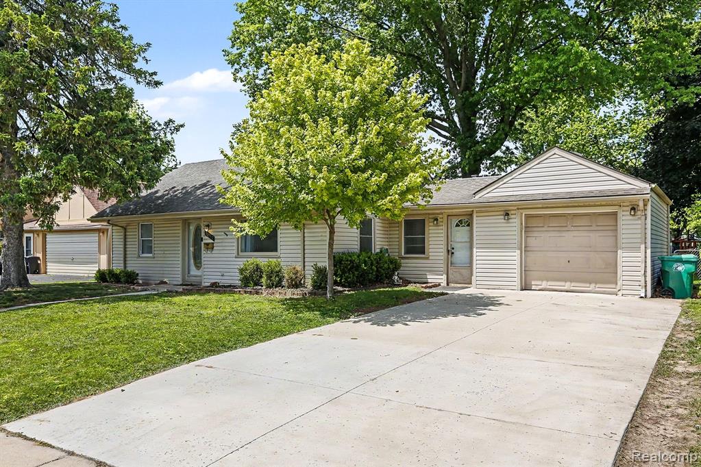 30212 Beechwood Street, Garden City, MI — Photo 3