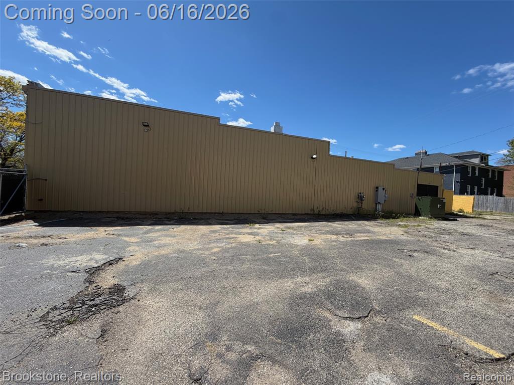 606 W Huron Street, Pontiac, MI 48341 — Photo 3