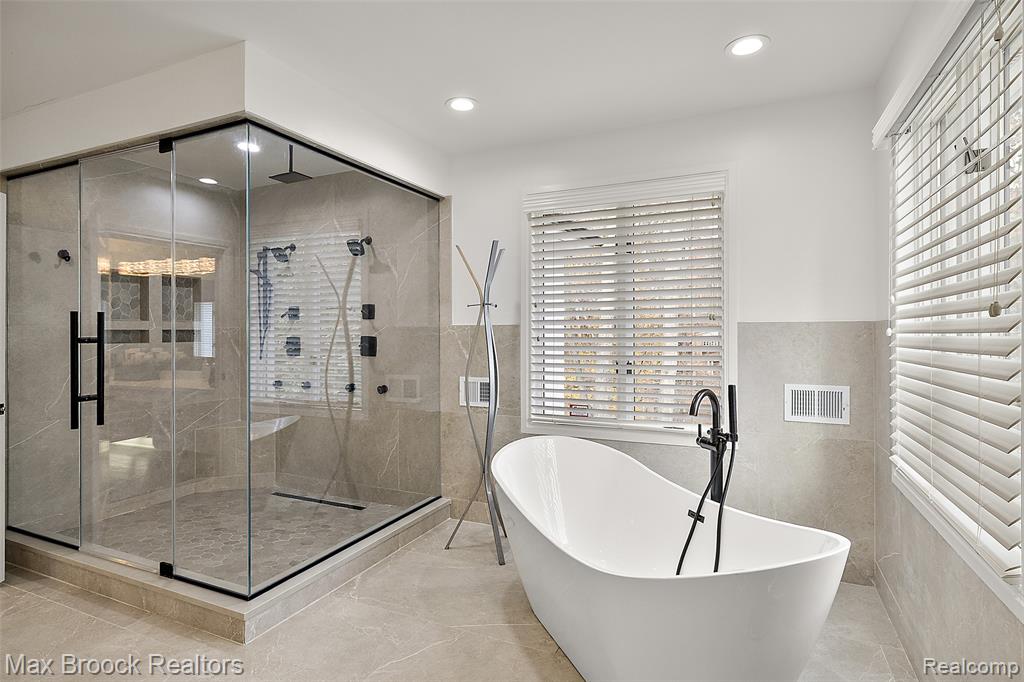 7515 Hiddenbrook Lane, Bloomfield Hills, MI 48301 — Photo 35