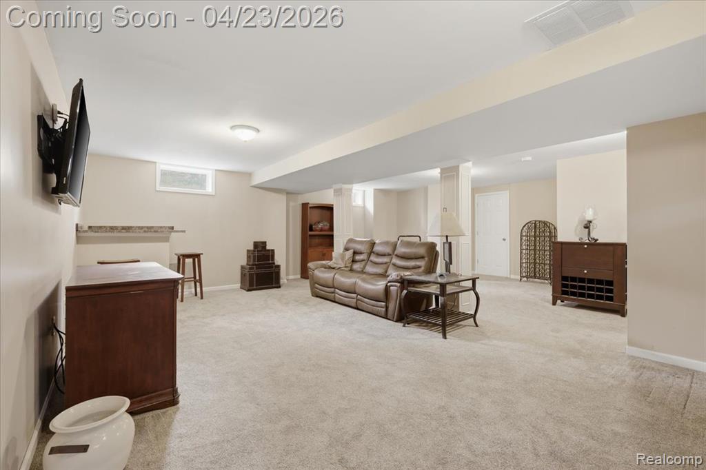 2309 Wood Creek Court, Burton, MI 48519 — Photo 30