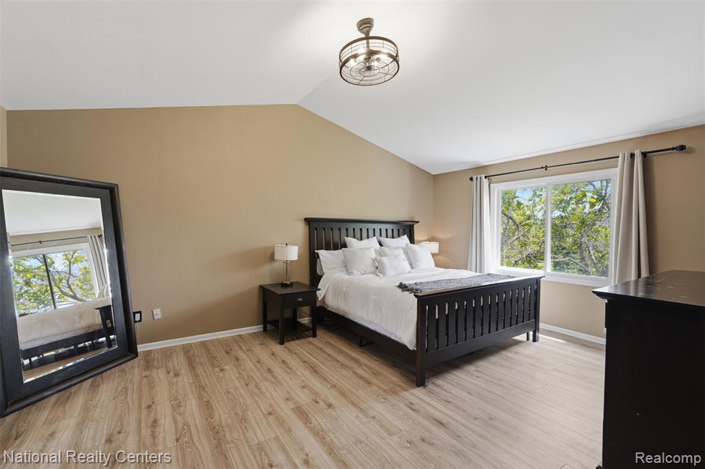 23431 Winged Foot Way, South Lyon, MI 48178 — Photo 27