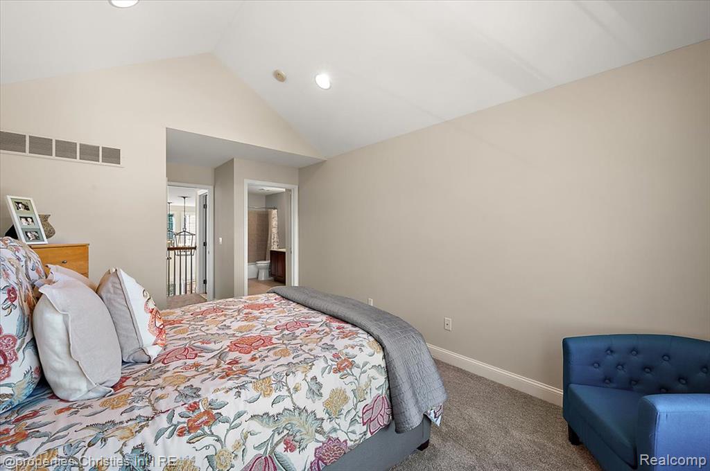 44683 Broadmoor Circle N, Northville, MI 48168 — Photo 46