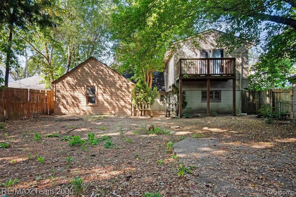 7314 Fenton Avenue, Dearborn Heights, MI 48127 — Photo 8