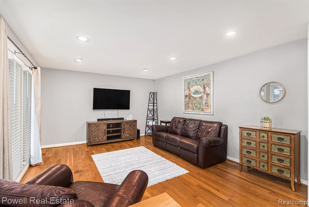 5957 Slate Drive E, Troy, MI 48085 — Photo 5