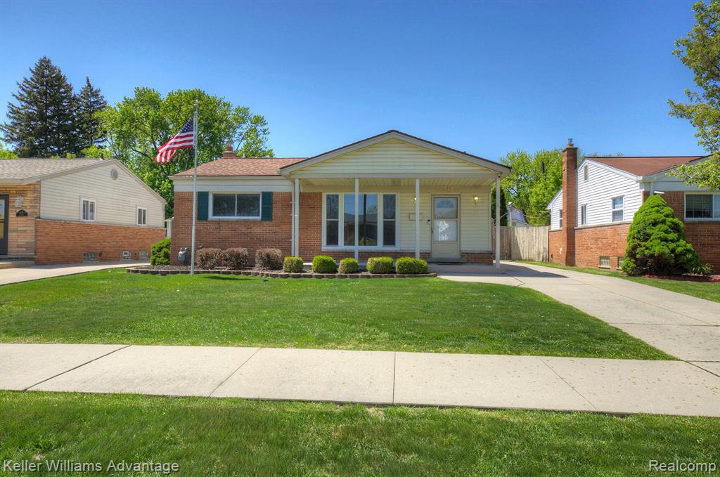 6249 DEERING Street, Garden City, MI — Photo 58
