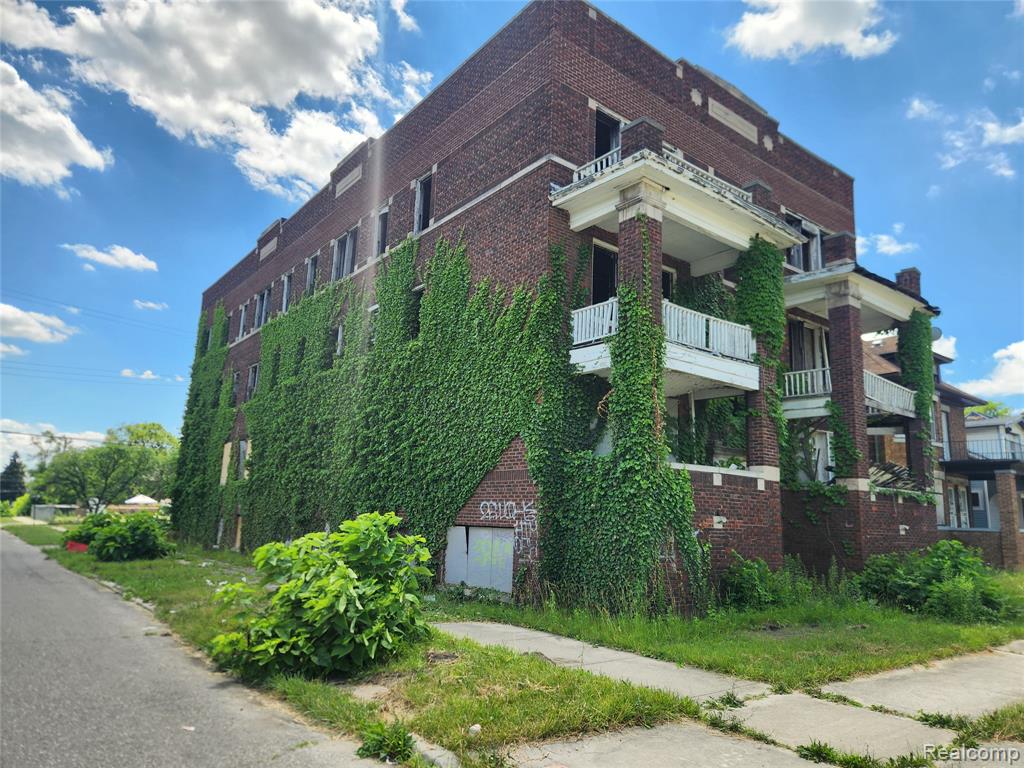 2903 MONTGOMERY Street, Detroit, MI 48206 — Photo 3