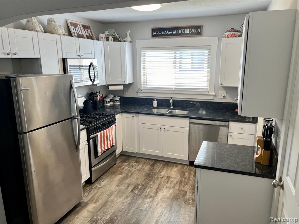 54 HIGLEY Street, Lapeer, MI 48446 — Photo 6
