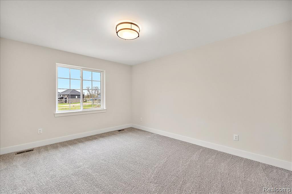 50318 Mistwood Drive, Macomb, MI 48042 — Photo 35