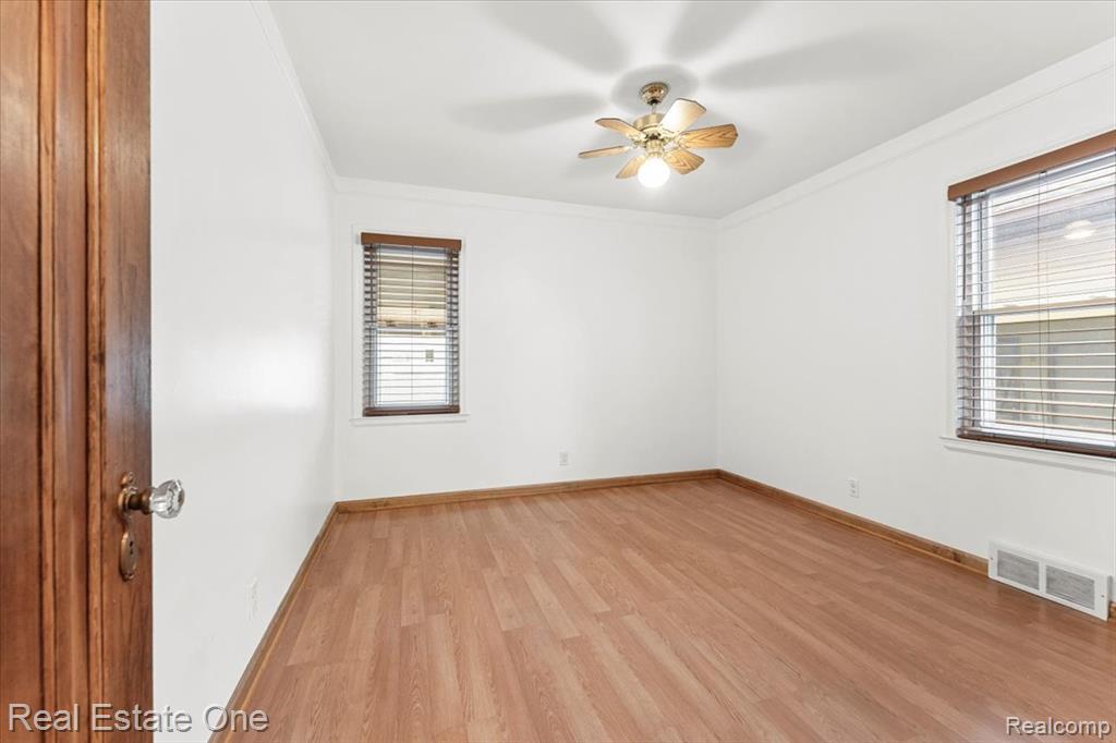 1353 Ford Avenue, Wyandotte, MI 48192 — Photo 27