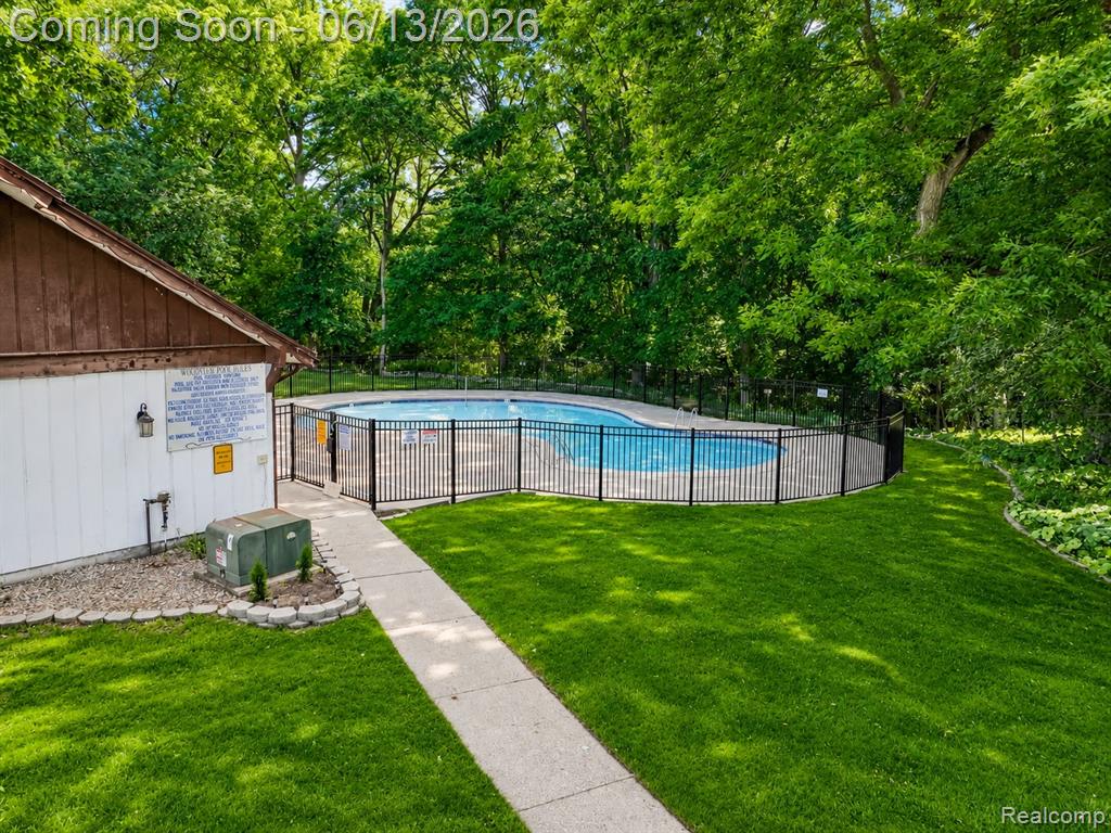 7592 Woodview Street, 4, Westland, MI — Photo 26