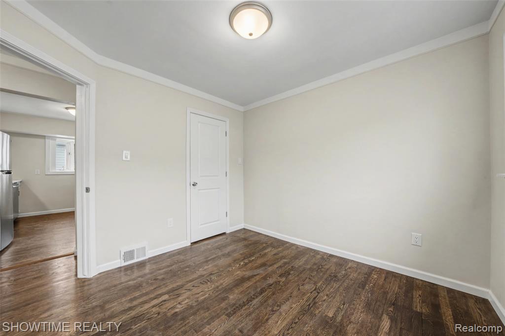 22620 Raven Avenue, Eastpointe, MI 48021 — Photo 15