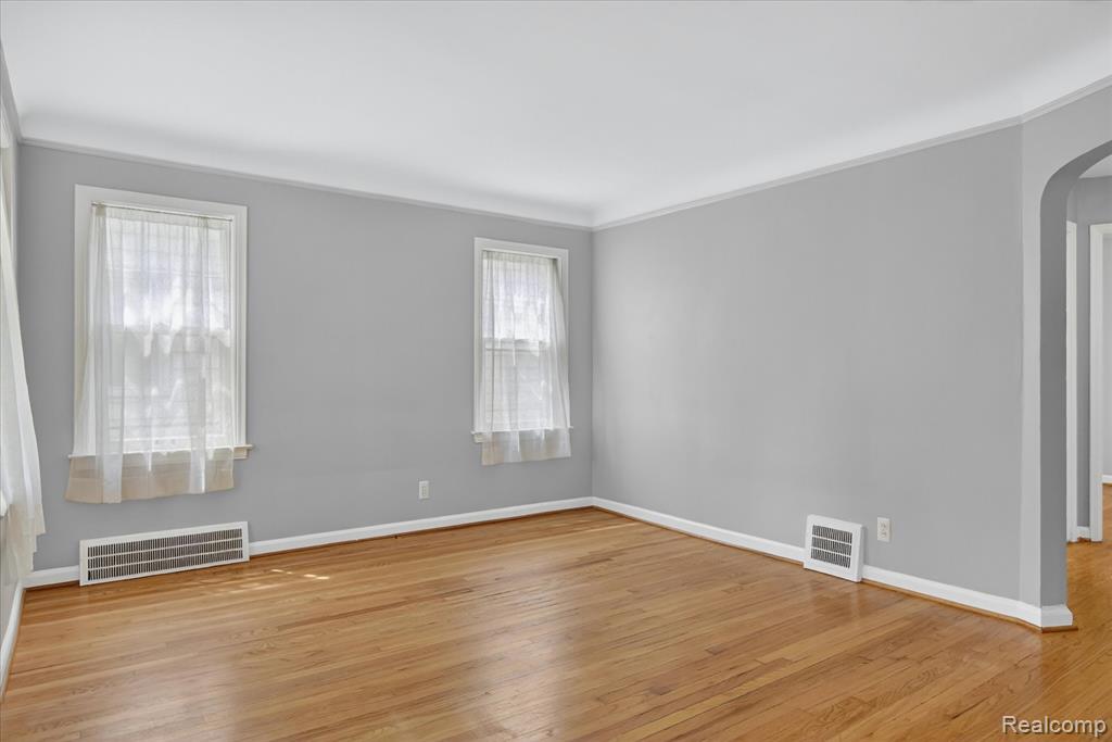 581 Flowerdale Street, Ferndale, MI 48220 — Photo 6