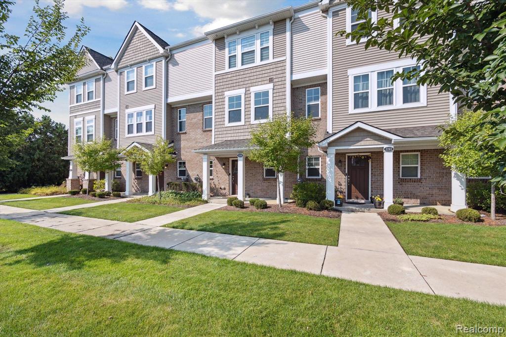3189 Chambers W, Wixom, MI 48393 — Photo 39