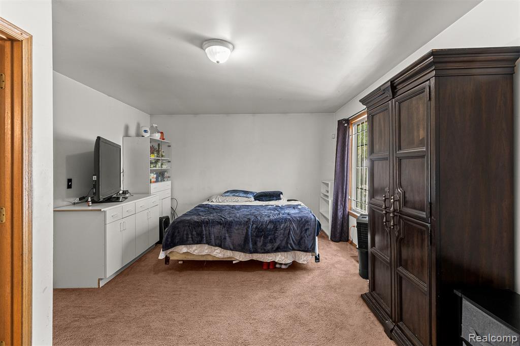 8068 Saint Marys Street, Detroit, MI 48228 — Photo 19