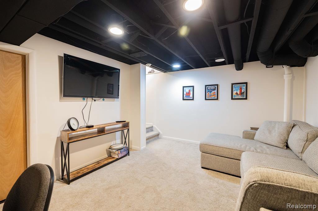 5634 POWDER HORN Drive, West Bloomfield, MI — Photo 30