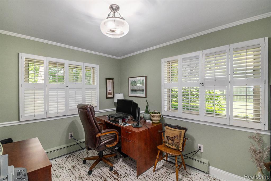 6062 Middle Lake Road, Clarkston, MI — Photo 14