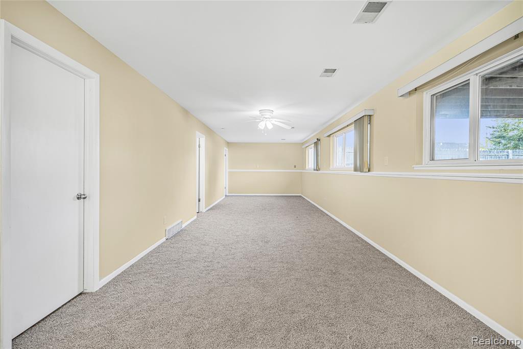 6068 Hearthside Place, Grand Blanc, MI 48439 — Photo 47