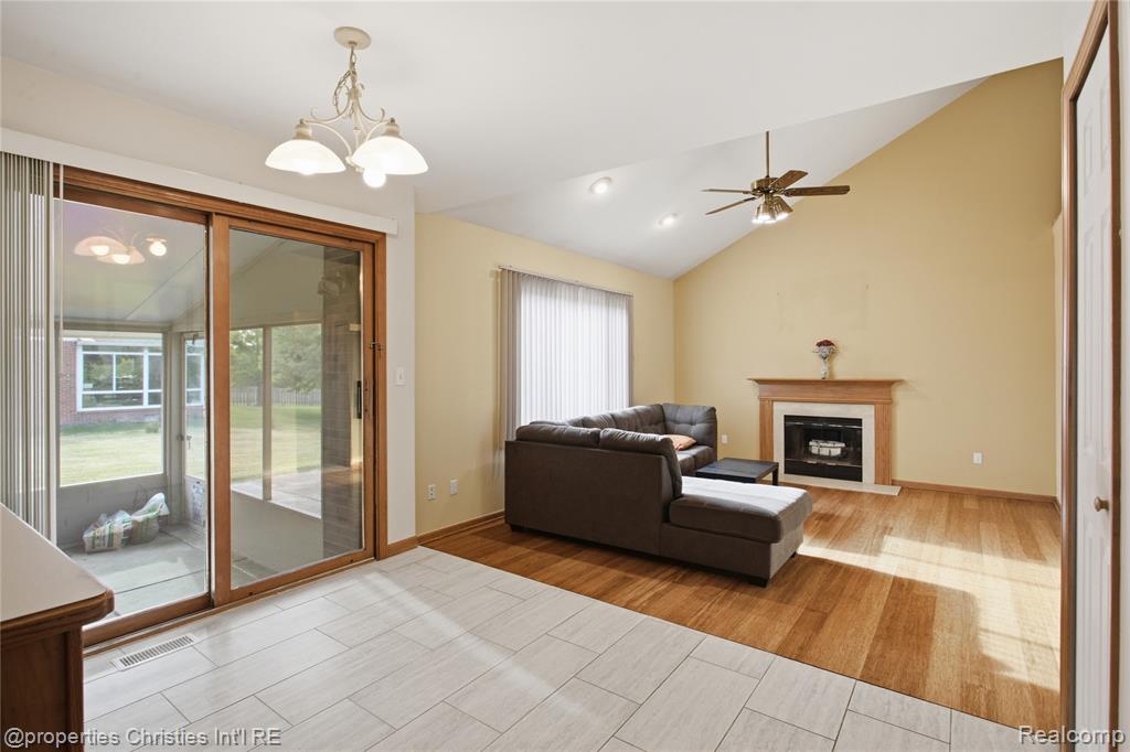 6474 Bedview Drive, Saline, MI 48176 — Photo 16